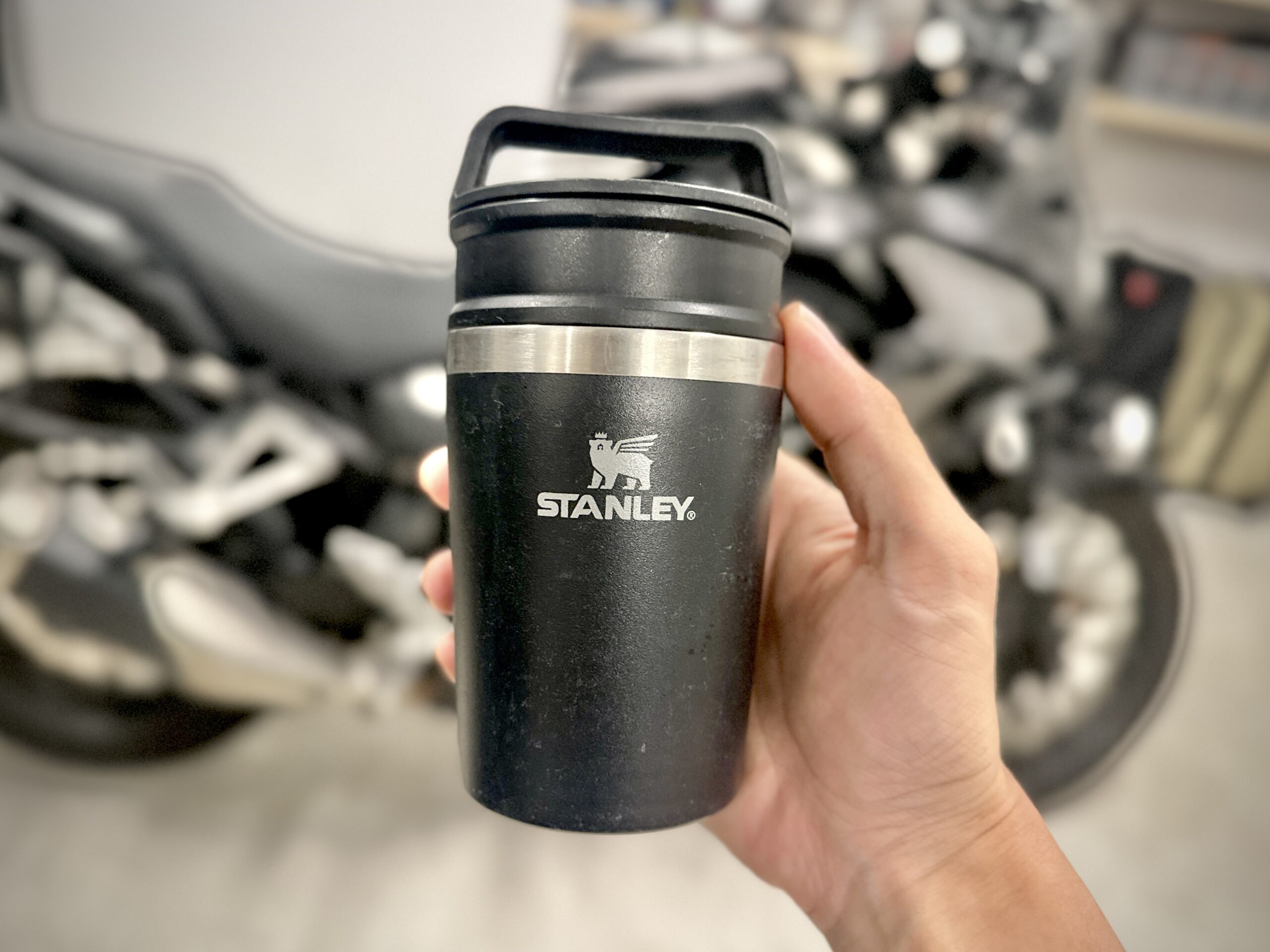 真空マグ0.23L – Stanleyがツーリングでもキャンプでも最適解だった