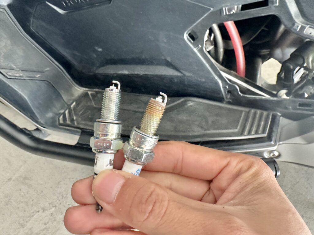 ADV150プラグ交換方法｜初心者でもできる簡単メンテナンス手順 | Moto